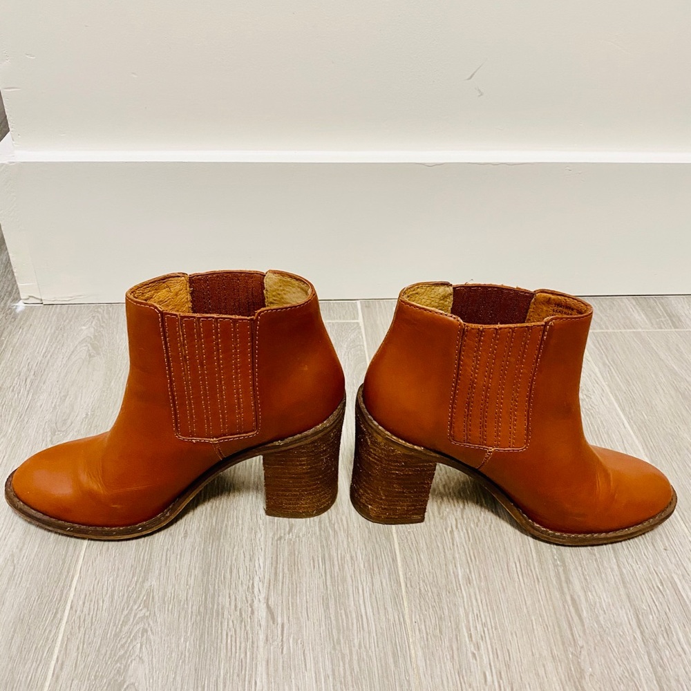 Madewell heeled ankle boot